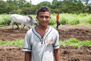Who We Are - Global Glimpse student and farmer